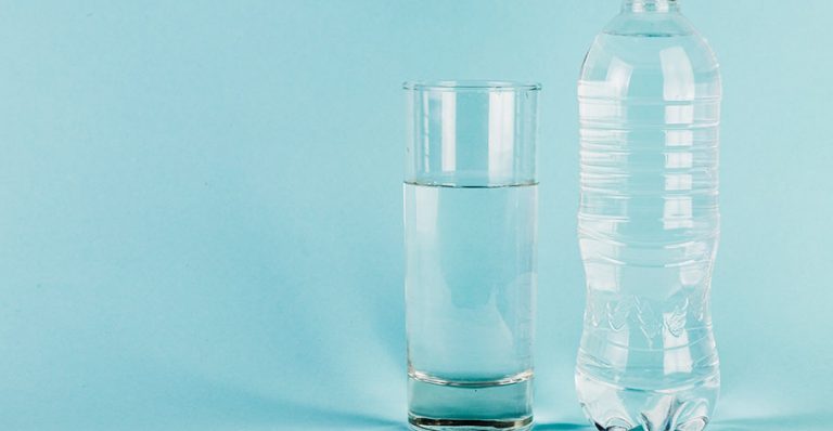 Vad kostar vattenflaska med eget tryck?